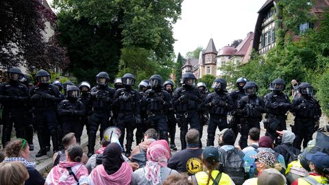 Saksamaal toimusid massilised protestid paremäärmusliku AfD partei kongressi vastu