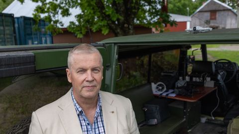 TIIT MEREN ⟩ Eesti vajab pragu just sõjalise taustaga presidenti