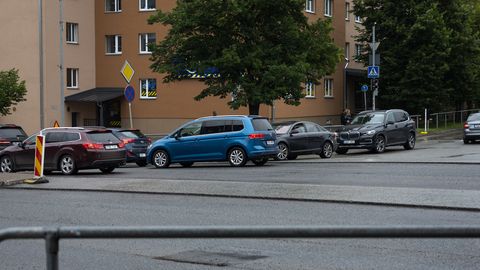 Suvised teeremondid tekitavad tipptunnil suuri ummikuid