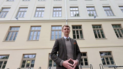 Linn laseb osa koolimajade aknaid killukindlaks kiletada