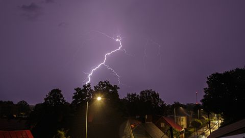 VIHM KIMBUTAB ⟩ Lähipäevil tuleb kuni 28 kraadi sooja, kuid taevas laiuvad sajupilved