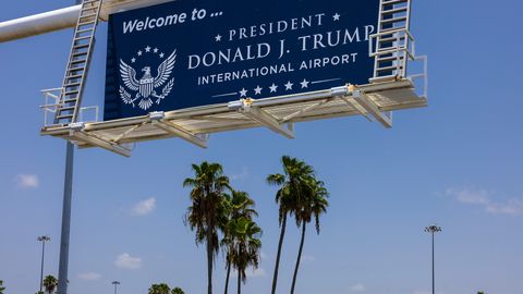 Florida lennujaam hakkab kandma Trumpi nime