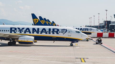 «Arvasime, et sureme»: Reisijad kirjeldavad samal päeval kahel Ryanairi lennul juhtunud õnnetusi