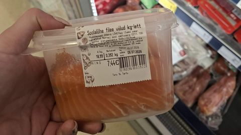 «Soodushind kõrgem kui tavahind!» Lõhefilee hind tekitas kliendis küsimusi