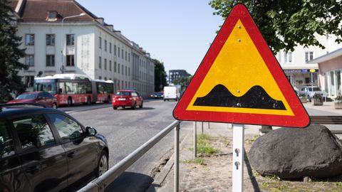 Riia tänava teekatteremondi lõpp lükkub edasi
