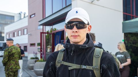 FOTOD JA VIDEO ⟩ Pärast 22 aastat alustasid ajateenijad taas teenistust õhuväes, kuid paljud ajateenistusse soovijad jäid kõrvale