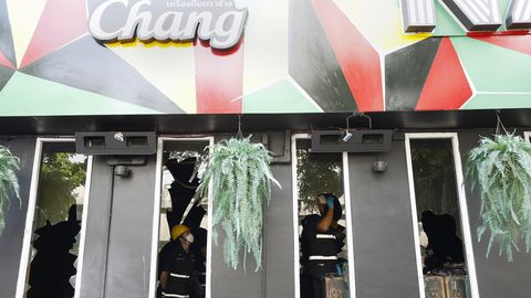 Kuberner: Bangkoki baari tulekahjus olid avariiväljapääsude ees takistused