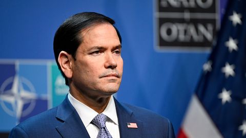 Rubio alustas kampaaniat Rahvusvahelise Kriminaalkohtu lammutamiseks