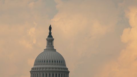 WSJ ⟩ USA-s võib kellakeeramine lõppeda. Esindajatekoda toetab alaliselt suveajale üleminekut