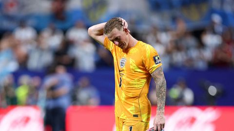 Messi oli üllatunud, Fernández puhkes naerma: Argentina mängijad avastasid Inglismaa väravavahi spikri