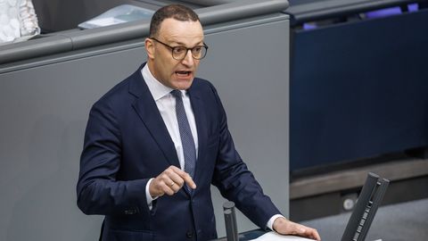 Saksa CDU seadusandja astus surrogaatluse kasutamise tõttu tagasi