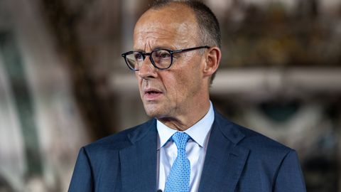 Merz kaalub Saksamaa valitsuse ümberkorraldamist pärast CDU tippjuhi tagasiastumist