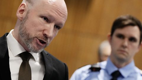 Vabadusse ihkav Norra massimõrvar Breivik elab vanglas nagu ärahellitatud põngerjas