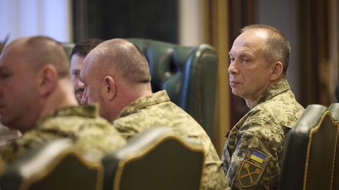 Zelenskõi vahetas välja Ukraina relvajõudude ülemjuhataja