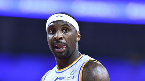 Politsei vahistas poest viina varastanud endise Žalgirise ja NBA mängumehe
