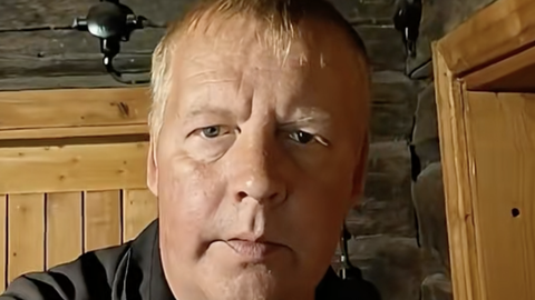 18+ VIDEO ⟩ «Kus on veebipolitsei silmad?» Tiktokker Kristjan Kuuseste suudles otse-eetris naise intiimpiirkonda