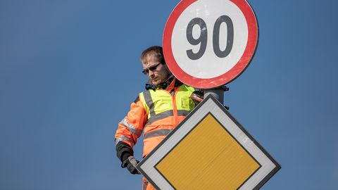 Üle 90 kilomeetrist sõidukiirust tavalistel teedel enam ei lubata