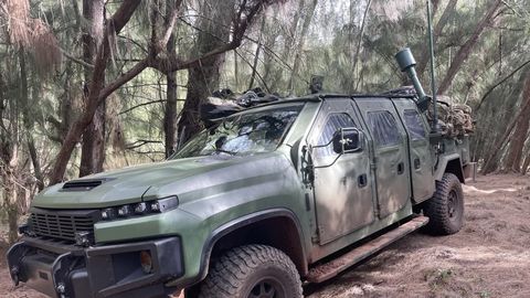 AKUPANK RATASTEL ⟩ Ameerika autofirmad sõjamaastikule kiirendamas