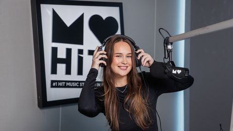 TOHOH! ⟩ MyHitsi raadiohääl Emili J hakkab juhtima uut telesaadet: kaks nädalat jahil ja üks suur seiklus