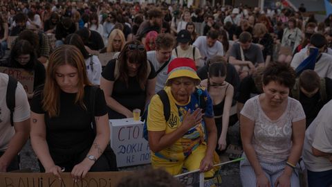 WSJ ⟩ Isegi sõjaajal hoiab Ukraina ühiskond presidendivõimu ohjes