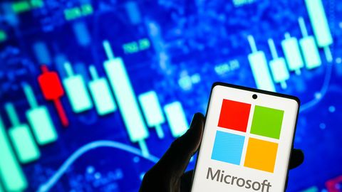 Investorid kiitsid Microsofti tulemused heaks ja taunisid Meta omad kehvaks