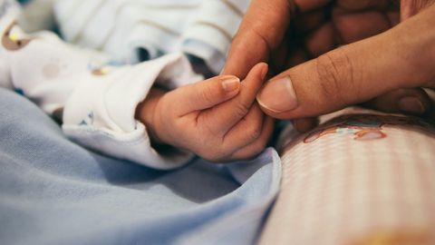 Hiinas korraldatud geenieksperimendi tagajärjel suri laps