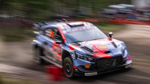 VIDEO ⟩ Hyundai ralliäss pääses Soomes napilt kõige hullemast