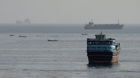 Iraan ja Omaan leppisid kokku uue Hormuzi laevatee osas