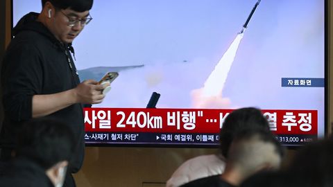 Jaapan: Põhja-Korea tulistas välja arvatavasti ballistilise raketi