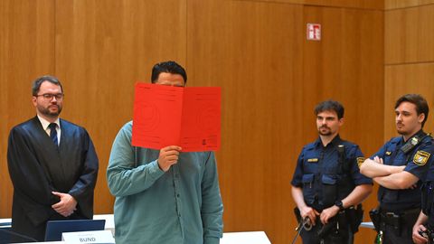 Saksa kohus määras mullu Münchenis autoga rahvamassi sõitnud afgaanile eluaegse vangistuse