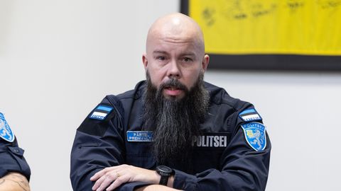 INTERVJUU ⟩ Politseiametnik: haakristi või viisnurga kandmist ei saa hinnata pelgalt selle järgi, et  inimene seda «lihtsalt kannab»