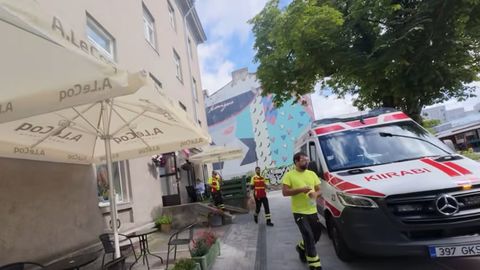 VIDEO ⟩ Kiirabi peatus nuudlite nimel kõnni- ja rattateele: meedikud tunnistavad oma viga