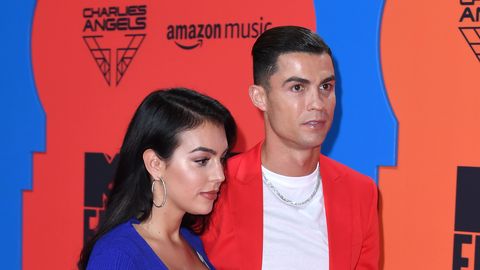 Cristiano Ronaldo pulmakülaliste nimekiri paneb õhku ahmima