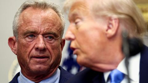 PINGED VALGES MAJAS ⟩ Trump tõstatab taas vaktsiinide ja autismi seose