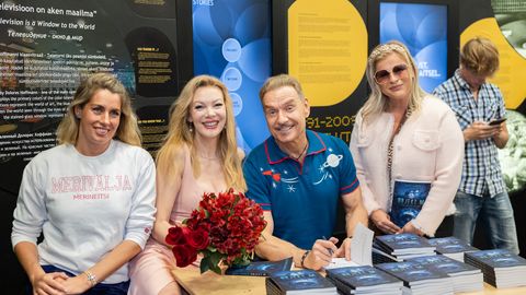 VIDEOREPOTAAŽ ⟩ «See ongi minule kõige tähtsam!» Sünnipäevalaps Mart Sander esitles värsket raamatut ja avaldas, milline amet on talle enim südamelähedasem