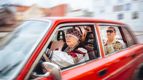 HUMOORIKAS KLIPP ⟩ BSH andis teatepulga üle! Vaata, mis juhtus kahe ossiga, kes sattusid Ibiza asemel Obinitsa