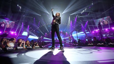 MUSE «THE WOW! SIGNAL» ⟩ Tasavägine köievedu klassika ja rocki vahel