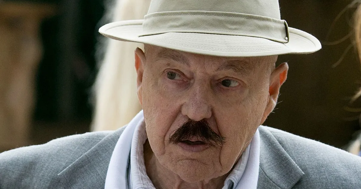 JÜRI TOOMEPUU ⟩ Vastus Martin Helmele: veidrused Uute Uudiste veergudel