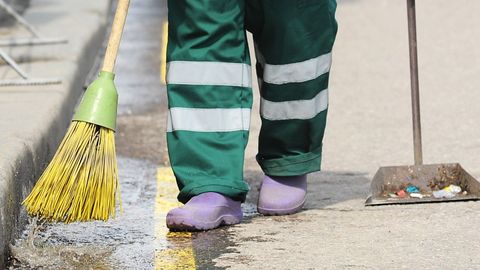 Hea diil? Mõni tund üldkasulikku tööd ja arestimajja minema ei pea
