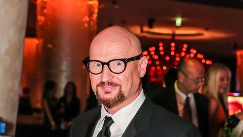 ANDRES PEETS ⟩ Eestlase raha põleb pangakontodel, riik aga laenab välismaalt
