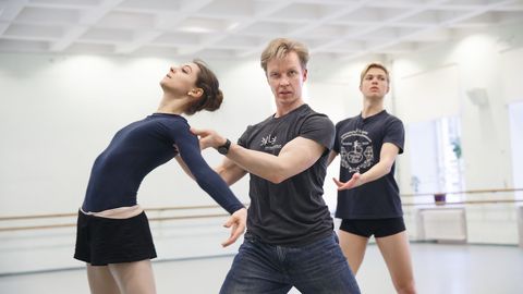 EESTLASE EDULUGU ⟩ Eesti tantsutäht Tiit Helimets asub juhtima mainekat USA balletitruppi