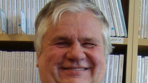 PRIIT KASEPALU ⟩ Postimees õpetab pimedad lehte lugema